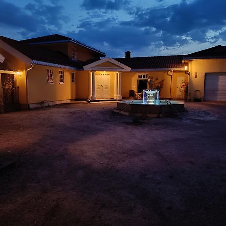 Guest House Close To 크리스티안산 외부 사진